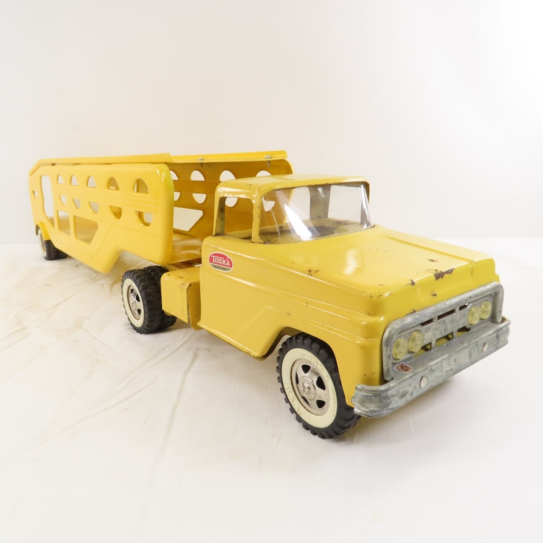 Vintage Tonka Truck with Custom Car Hauler - 7