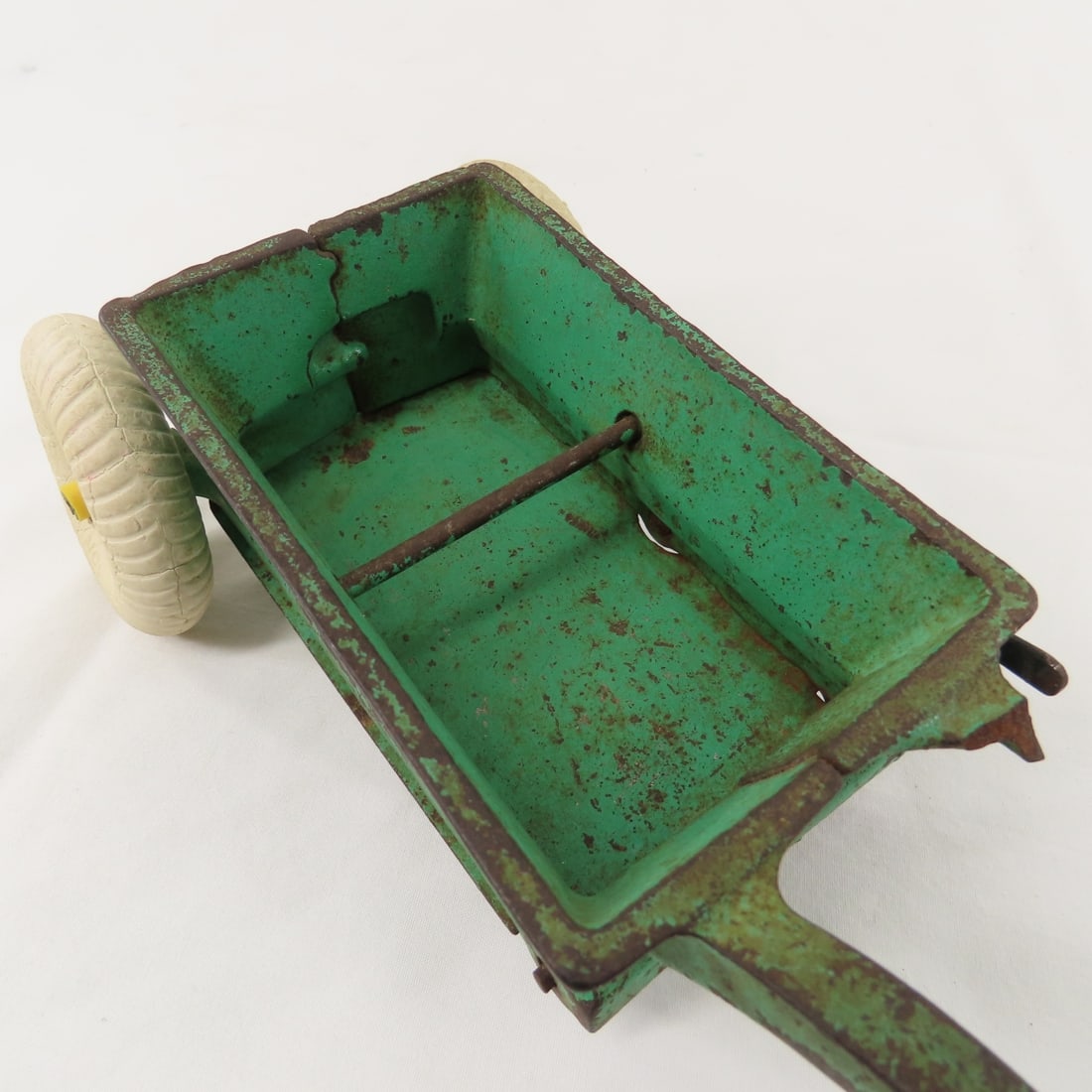Arcade Cast Iron Allis- Chalmers Tractor & Wagon - 13
