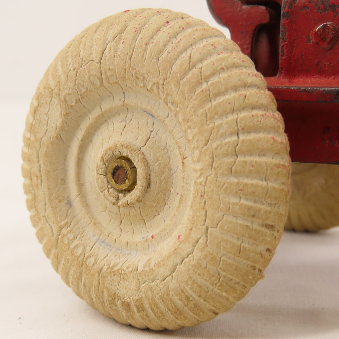 Arcade Cast Iron Allis- Chalmers Tractor & Wagon - 19