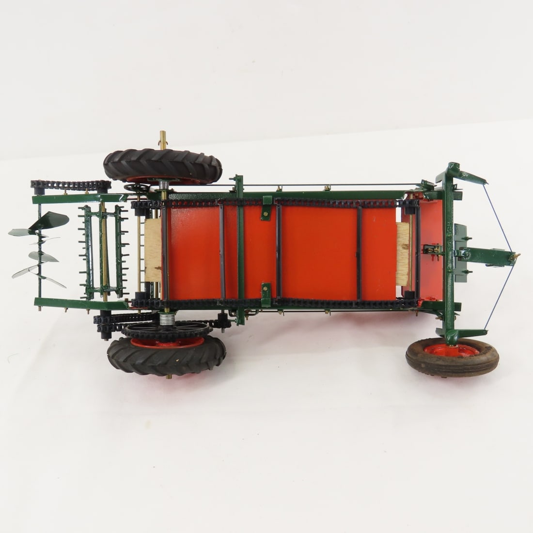 Custom New Idea Horse Drawn Manure Spreader - 11