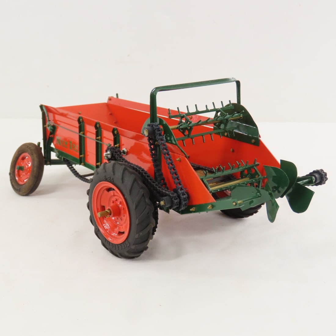 Custom New Idea Horse Drawn Manure Spreader - 4