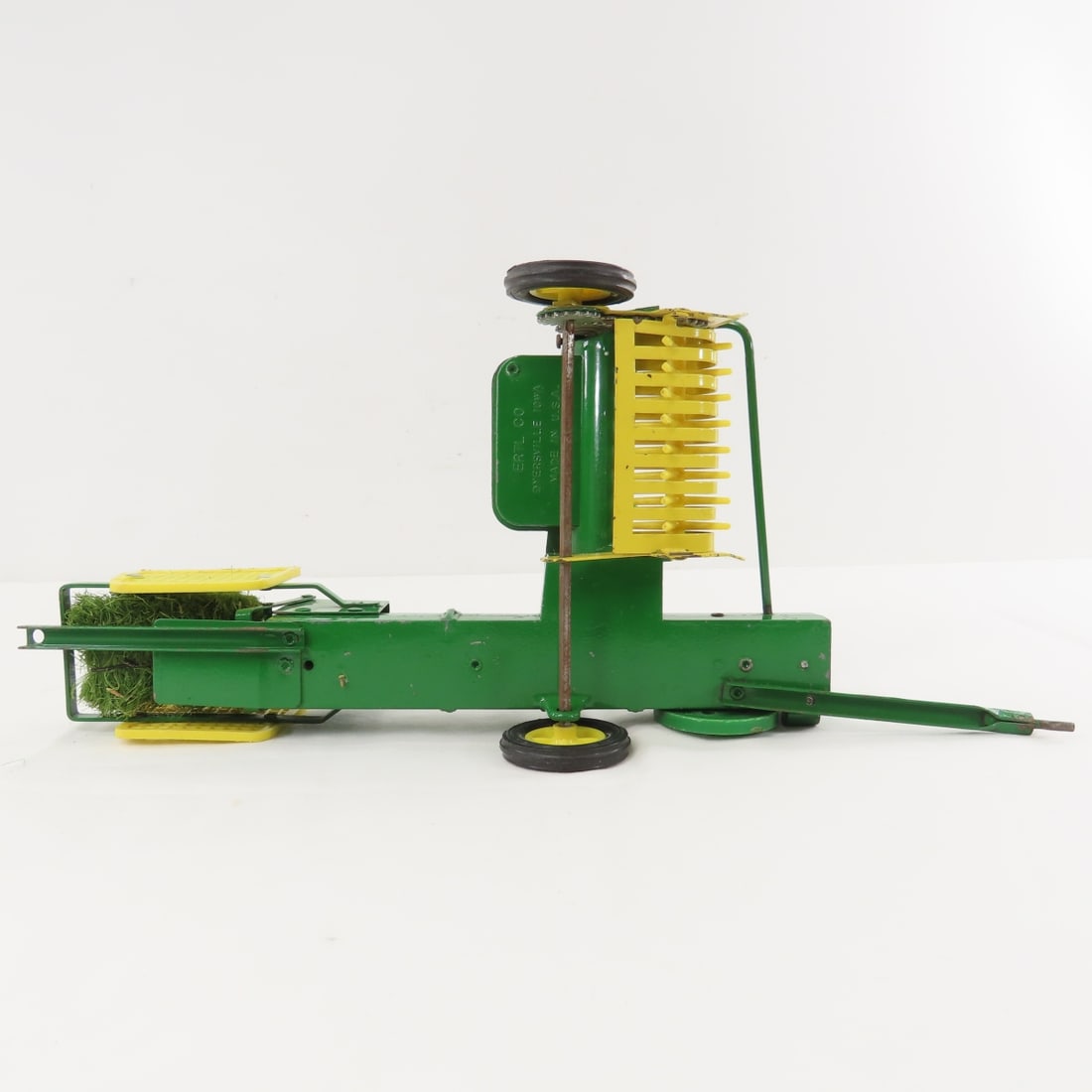 Vintage ERTL John Deere Square Hay Baler - 10