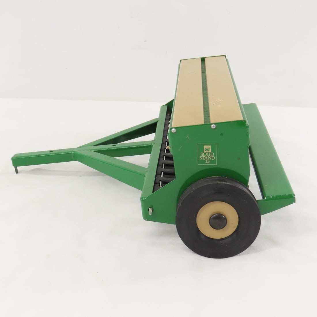 Great Plains Solid Stand 13 End Wheel Drill - 2