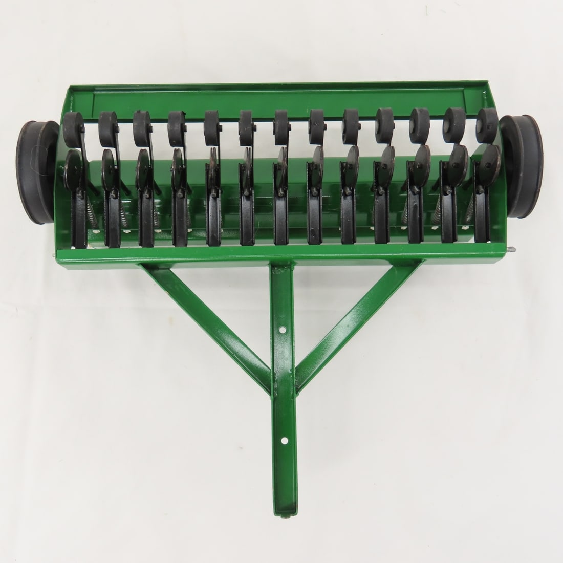Great Plains Solid Stand 13 End Wheel Drill - 9