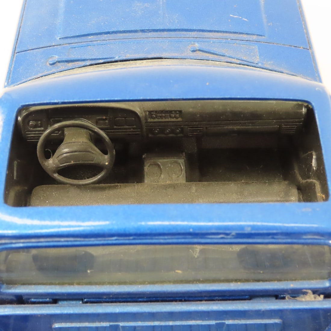 ERTL Ford F-150 Blue Pickup Truck 1/16 Diecast - 14