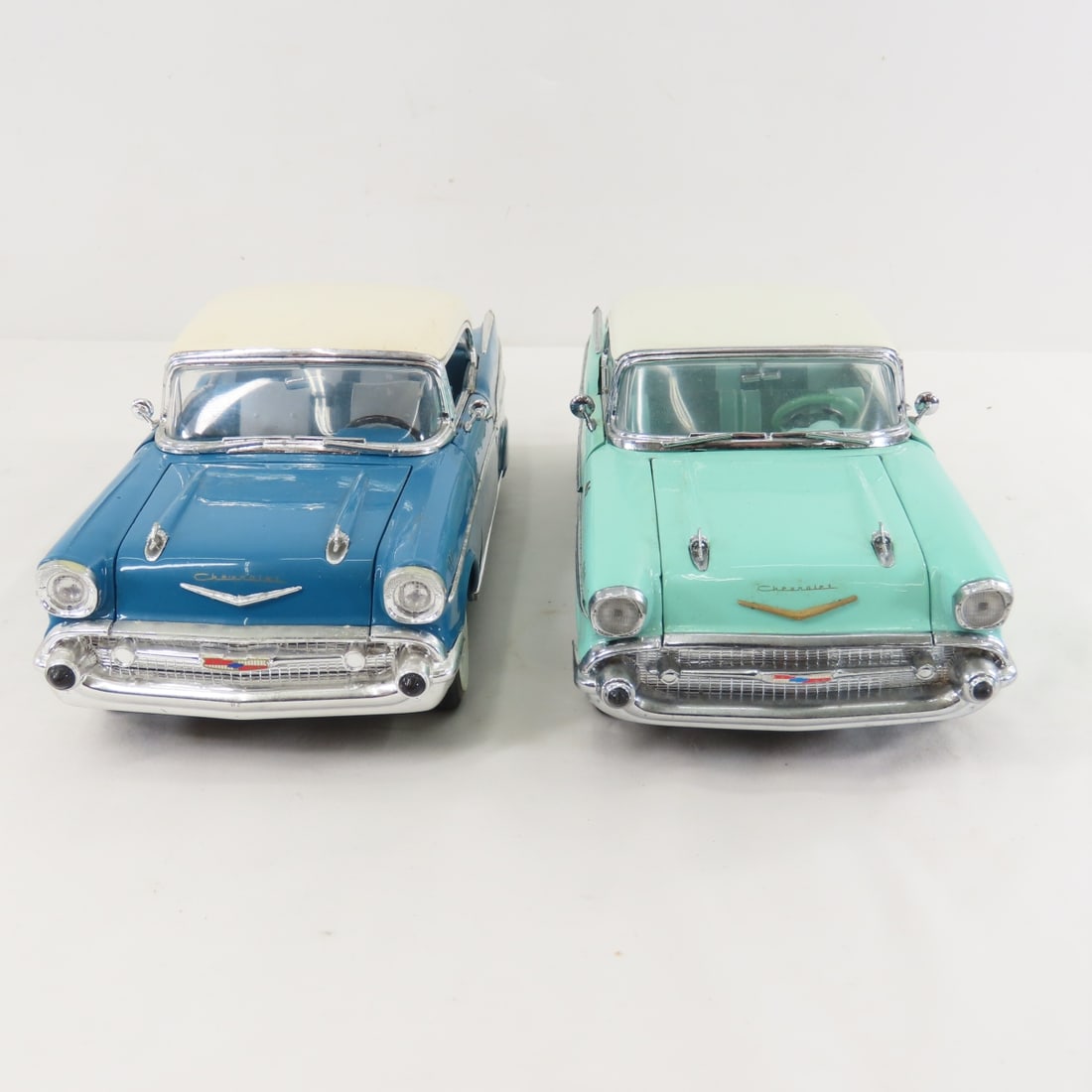 3 Road Tough & 1 ERTL 1950's Chev 1/18 Model Cars - 12