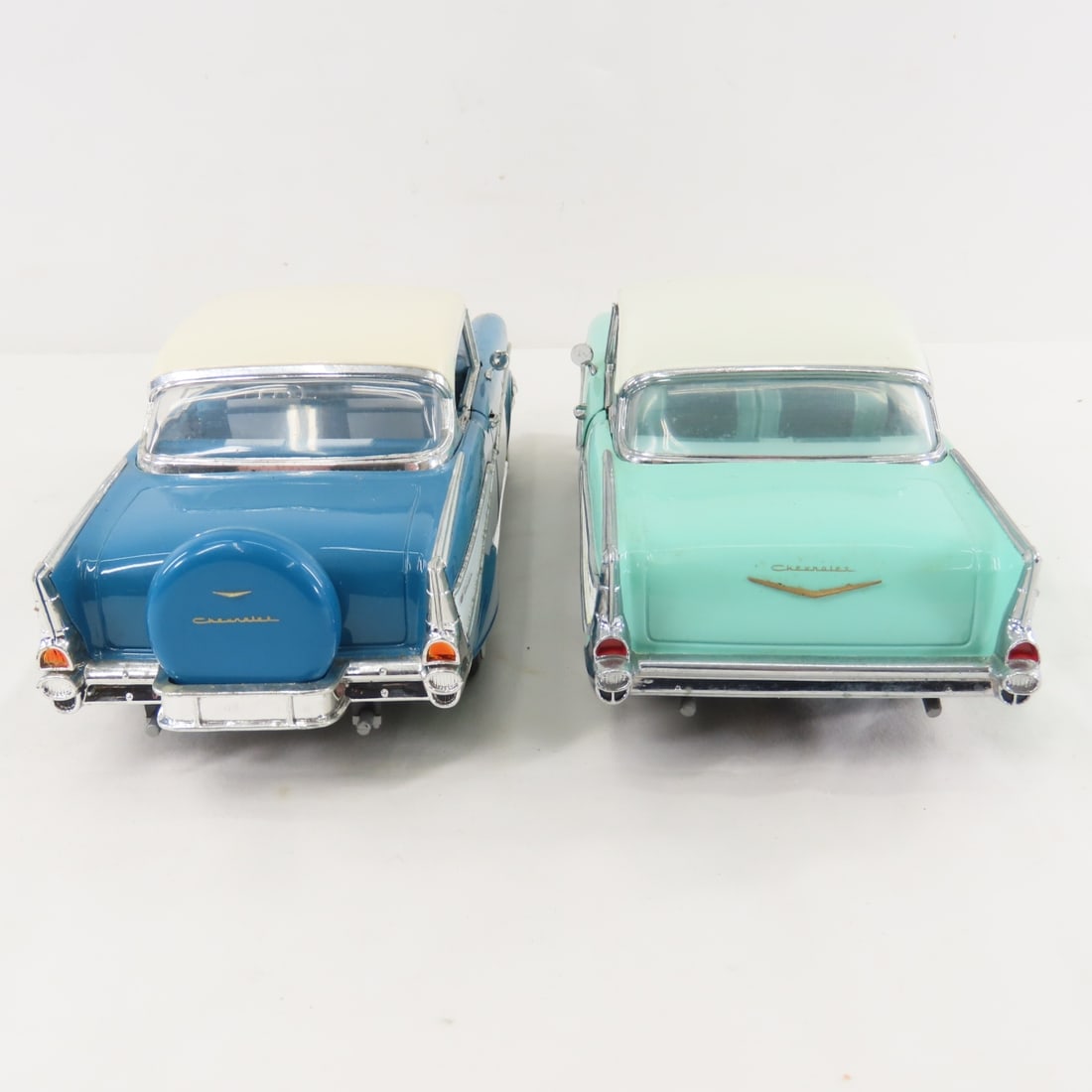 3 Road Tough & 1 ERTL 1950's Chev 1/18 Model Cars - 14