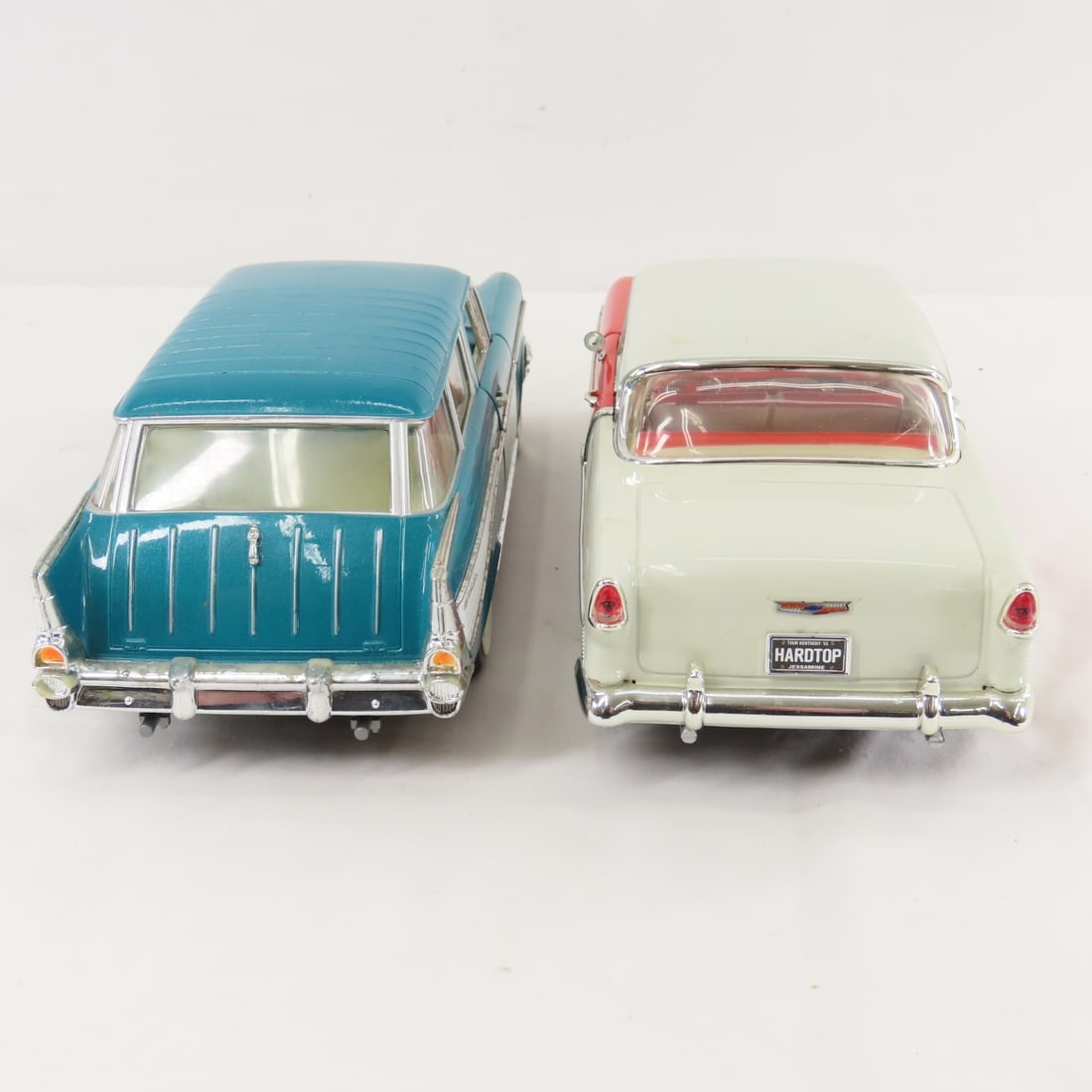 3 Road Tough & 1 ERTL 1950's Chev 1/18 Model Cars - 5