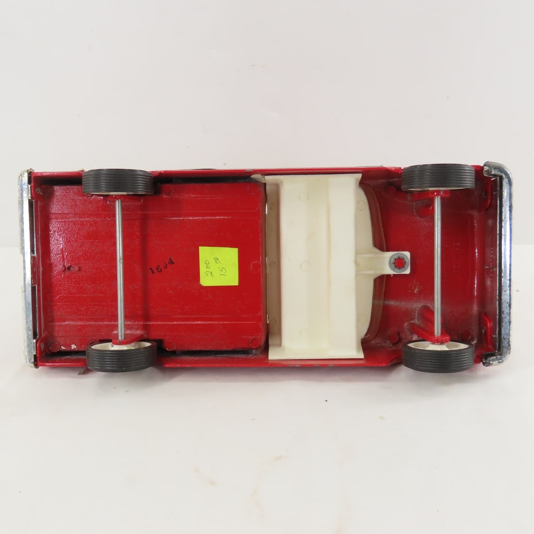 ERTL International 100 BGHT Pickup Truck - 10