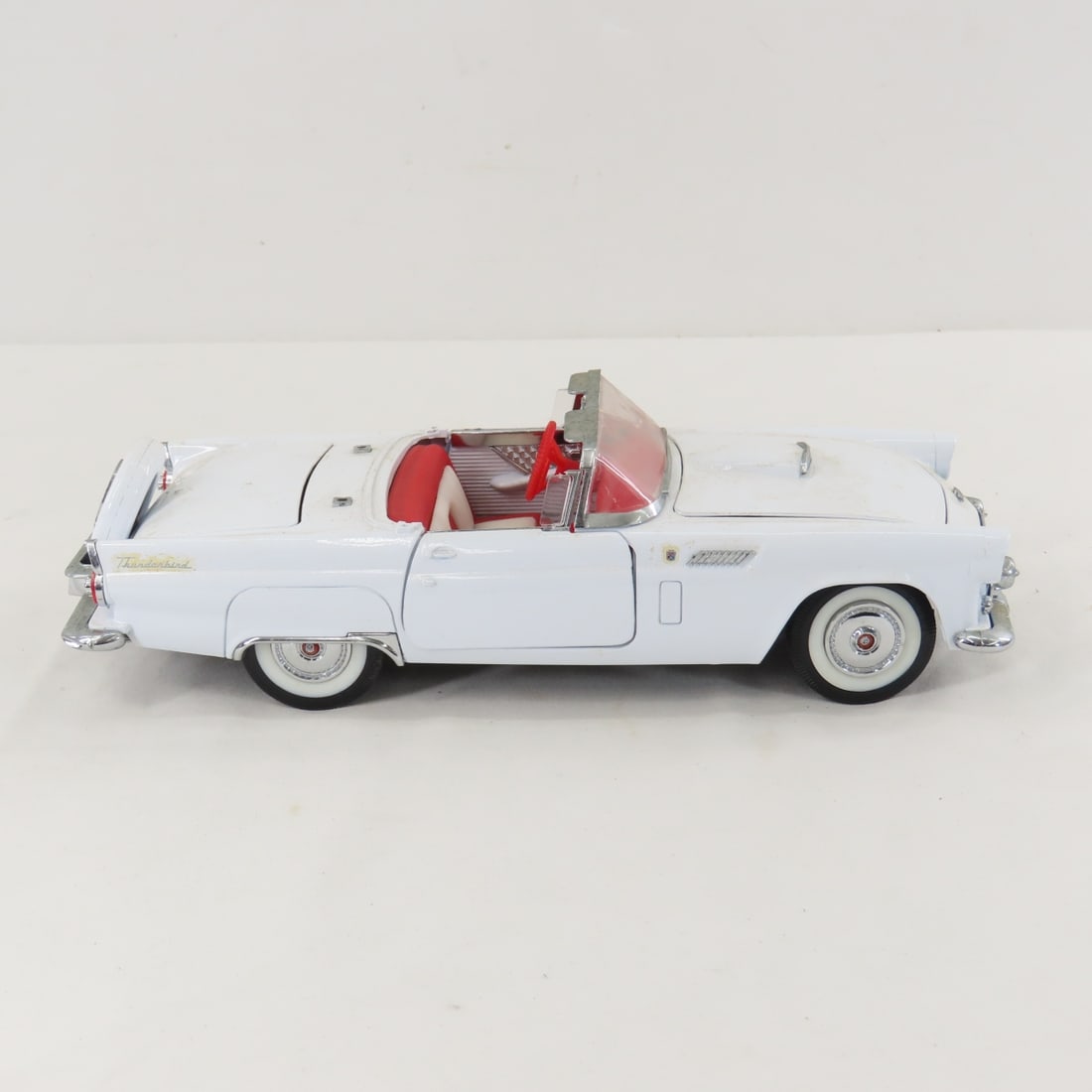Testors '56 T-Bird & 2 Burago '57 Chev Corvettes - 17