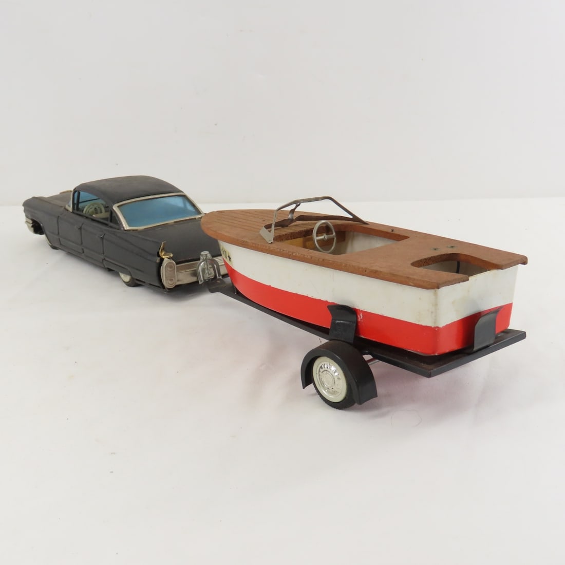 Japan Tin Litho Friction Car & Mr. Wish III Boat - 3
