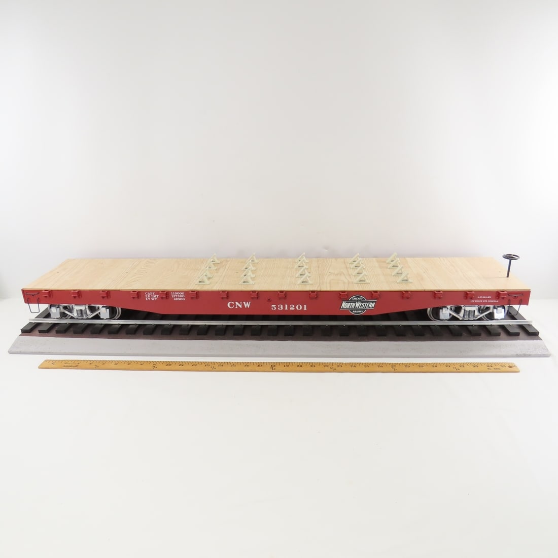 Peter Freiheit Custom C&NW Flat Car on Track - 7