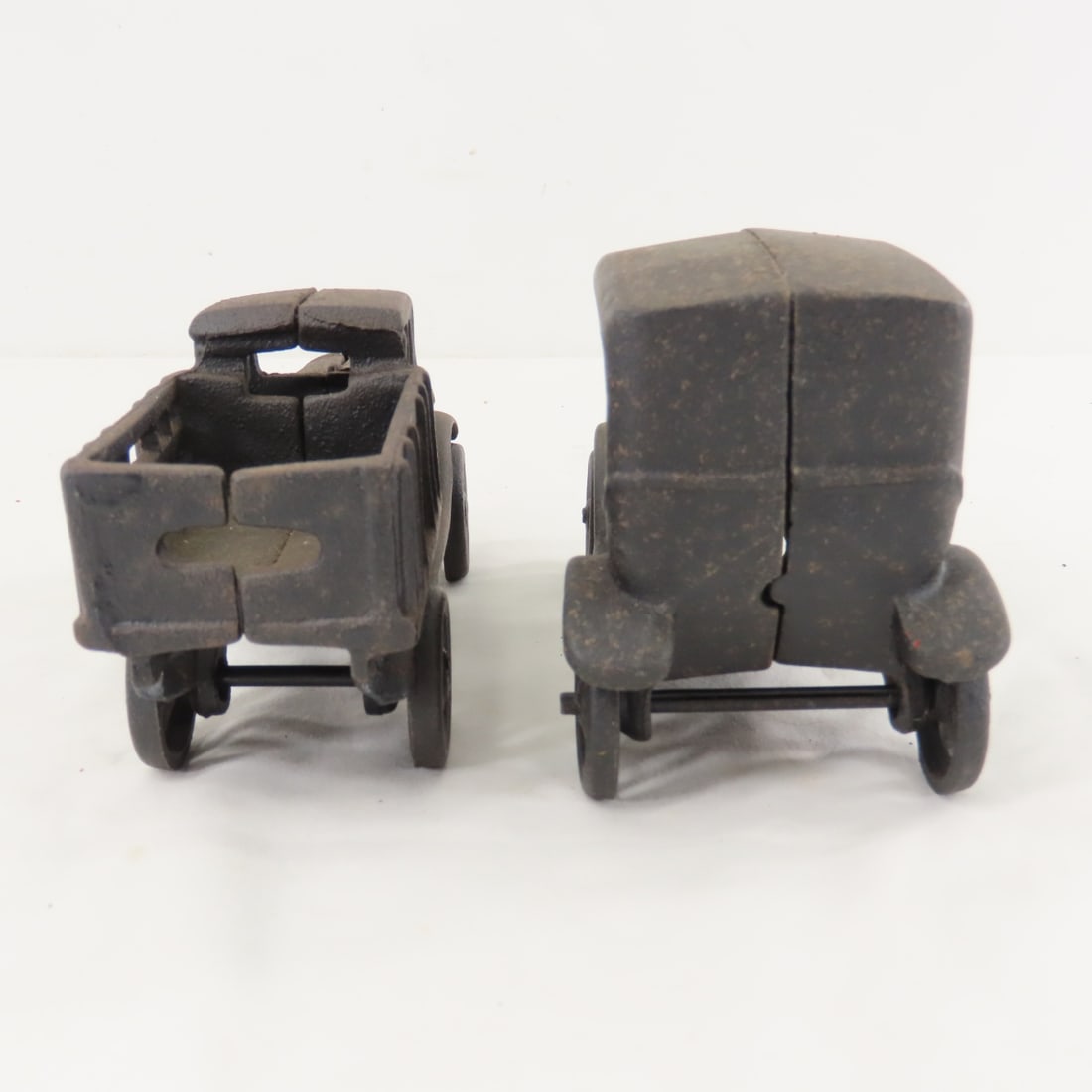 Arcade Repaint & 5 Reproduction Cast Iron Cars - 17
