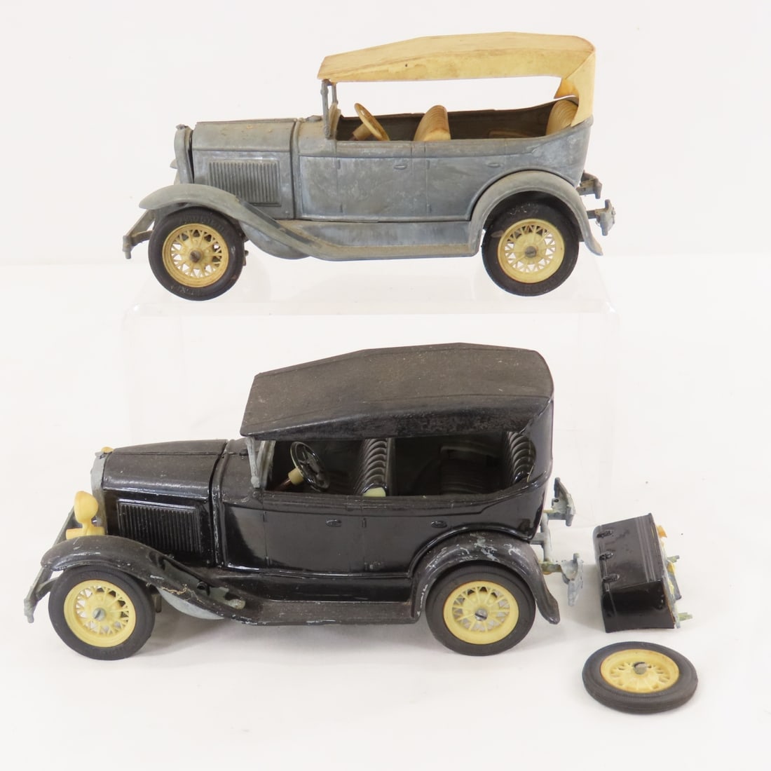 5 Vintage Hubley Ford Model A Sedan & Woody Trucks - 16