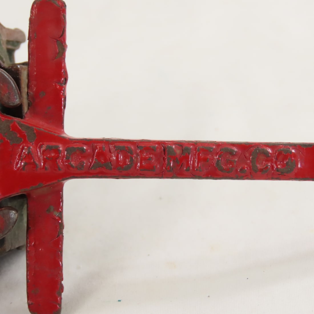 2 Arcade Cast Iron Farm Wagons & 2 Horses - 19