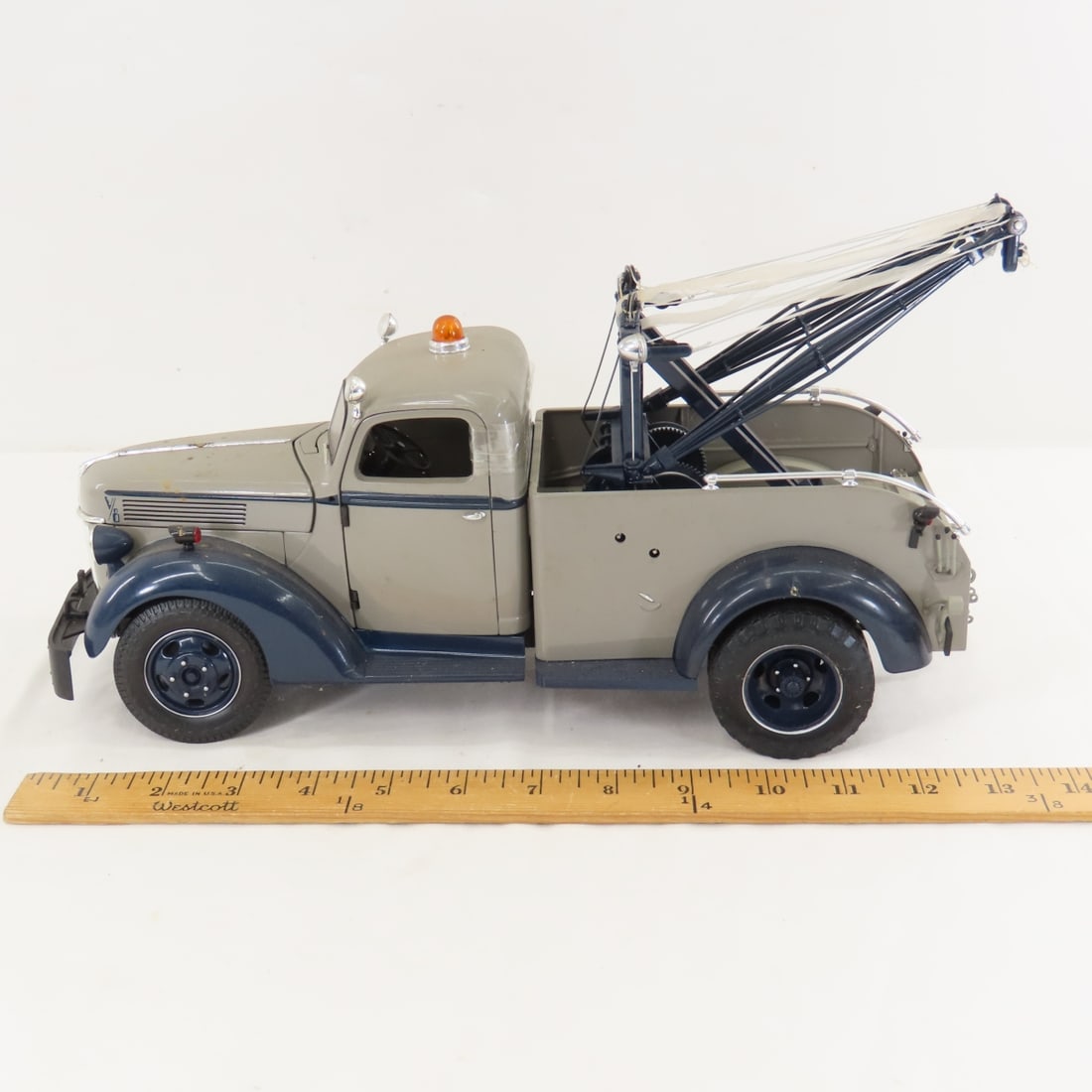 Highway 61 Ford 1941 Holmes Wrecker Tow Truck - 2