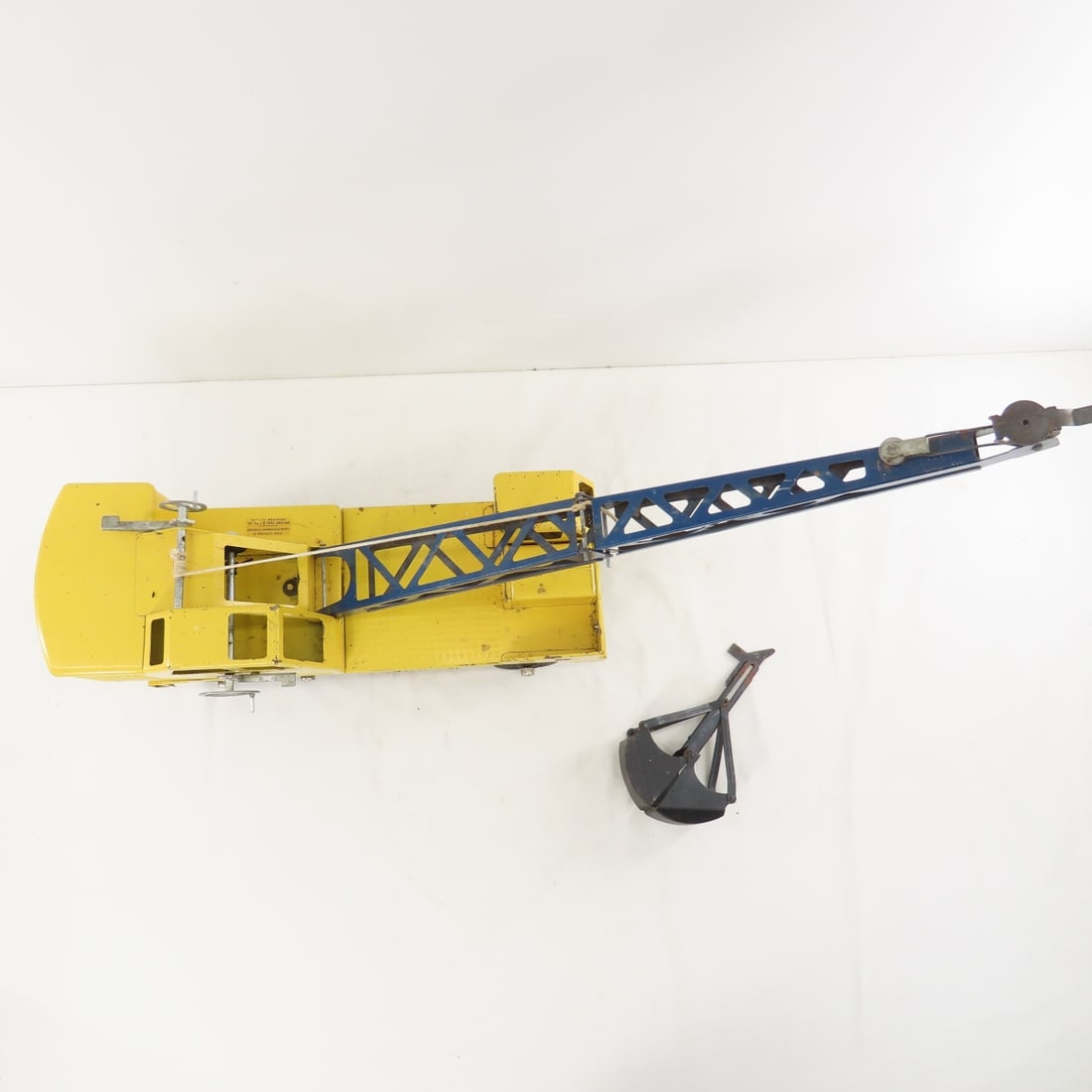 Nylint Clark Michigan Model T-24 Clamshell Crane - 9