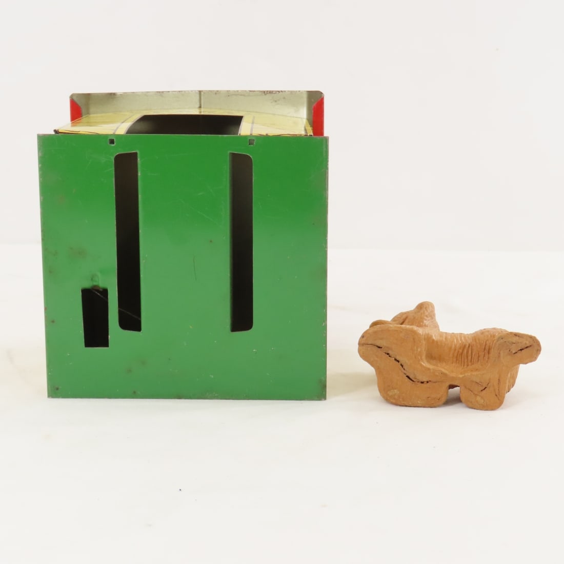 3 Vintage Tin Litho Toys for Repair - 19