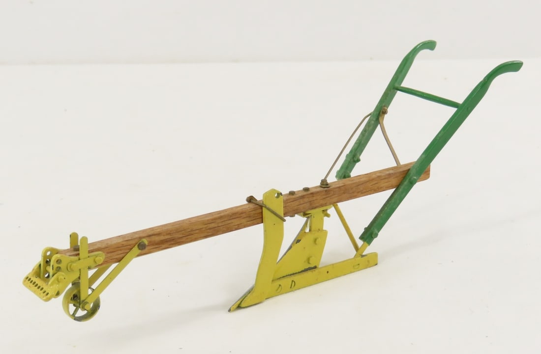 Scratch Built John Deere Wood-Beam Walking Plow: Scratch Built John Deere Wood-Beam Walking Plow - possible Gilson Riecke, unsigned, wood and metal, LOT SIZE: 8x2x2.5" 1 LB All information and photos, which are part of the description, are intended