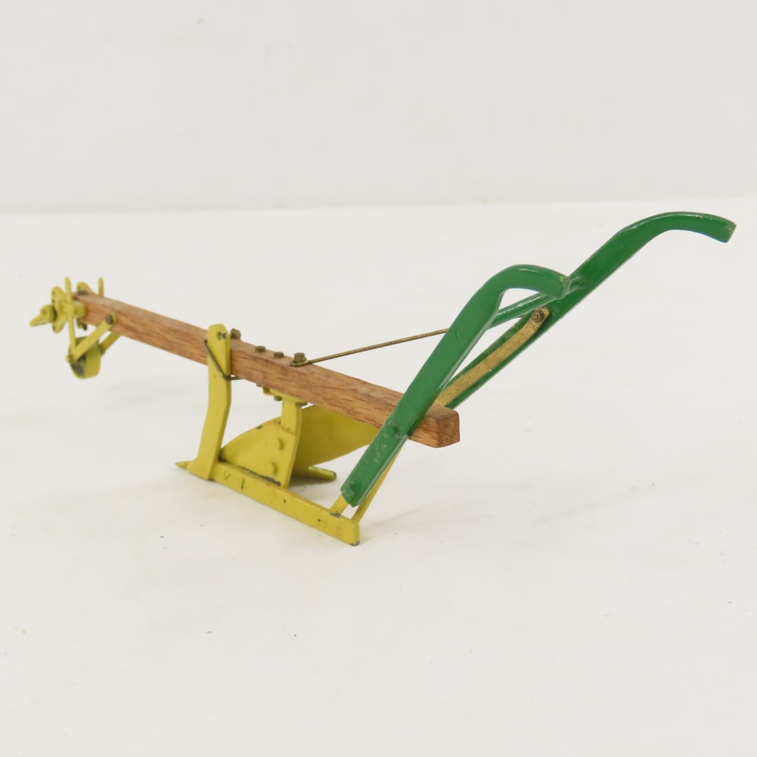 Scratch Built John Deere Wood-Beam Walking Plow - 3