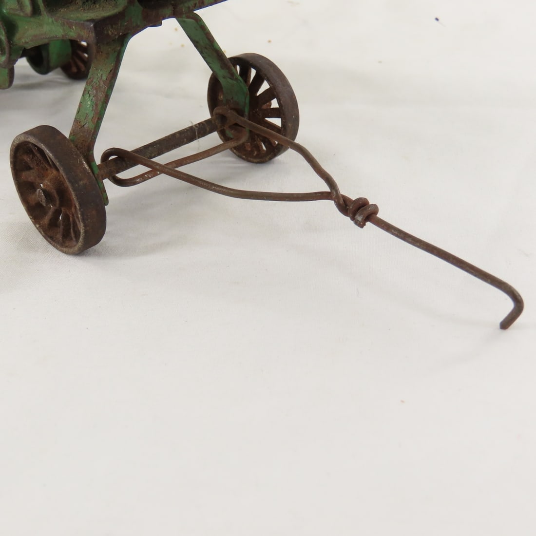 Arcade Cast Iron McCormick-Deering 450 Thresher - 15