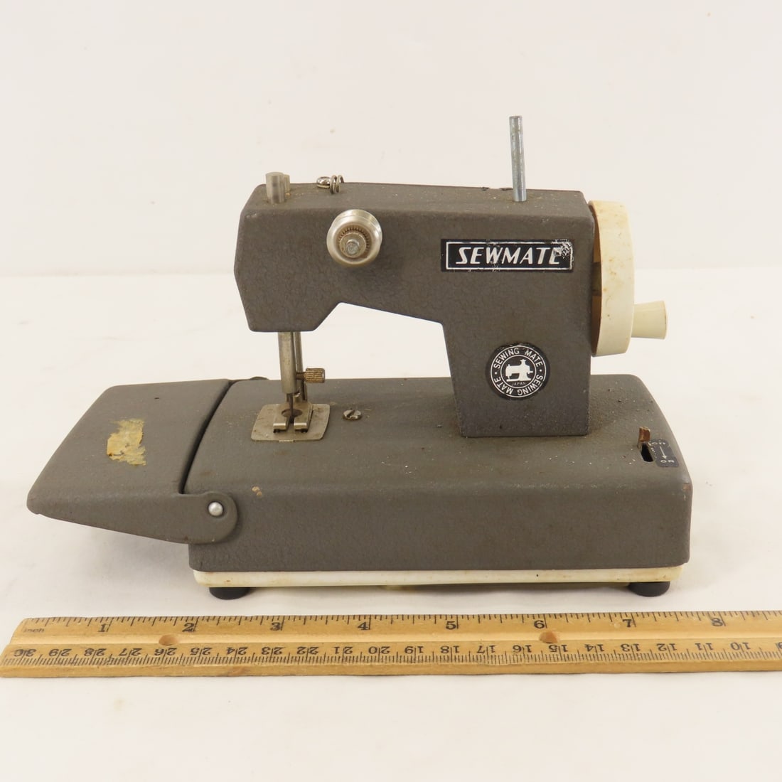 KAYanEE and CK Japan Child's Sewing Machines - 10