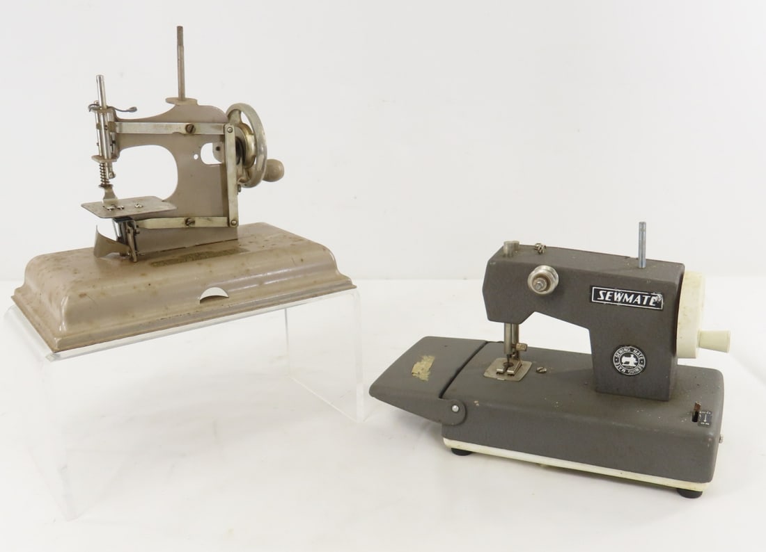 KAYanEE and CK Japan Child's Sewing Machines: KAYanEE and CK Japan Child's Sewing Machines - KAYanEE made in Berlin Germany US Zone works - no needle. CK Japan battery operated machine with needle- not working. LOT SIZE: 8x8x6" 3 LBS All informat