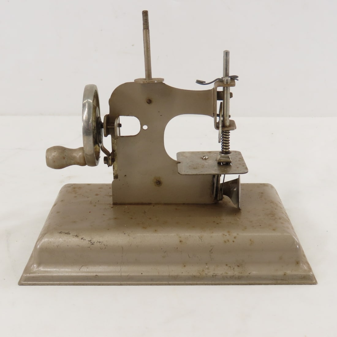 KAYanEE and CK Japan Child's Sewing Machines - 4