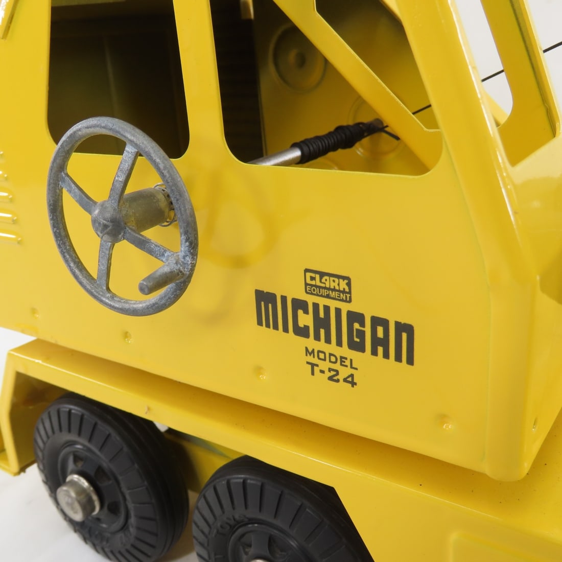 Nylint Clark Michigan Model T-24 Crane- Repainted - 11