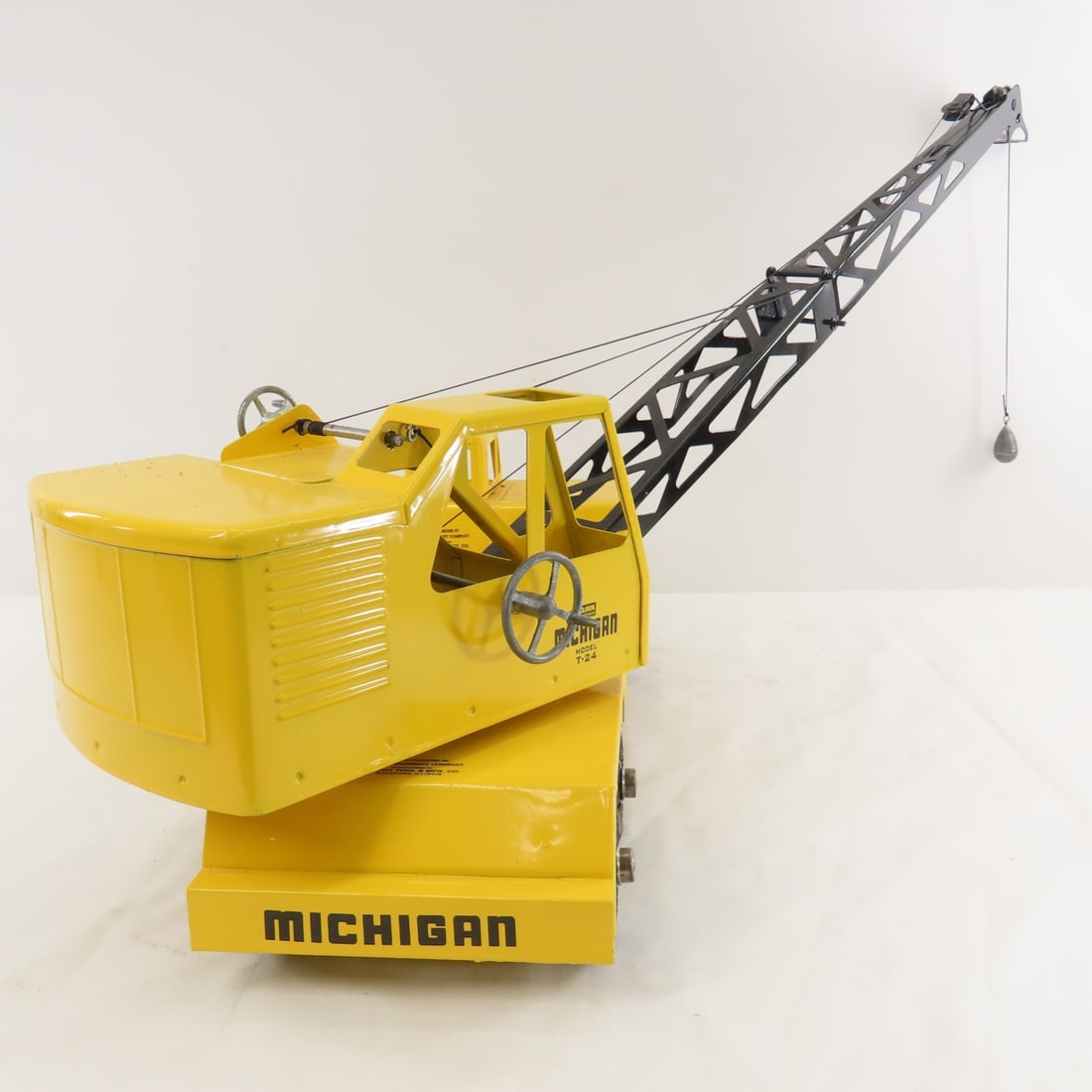 Nylint Clark Michigan Model T-24 Crane- Repainted - 4