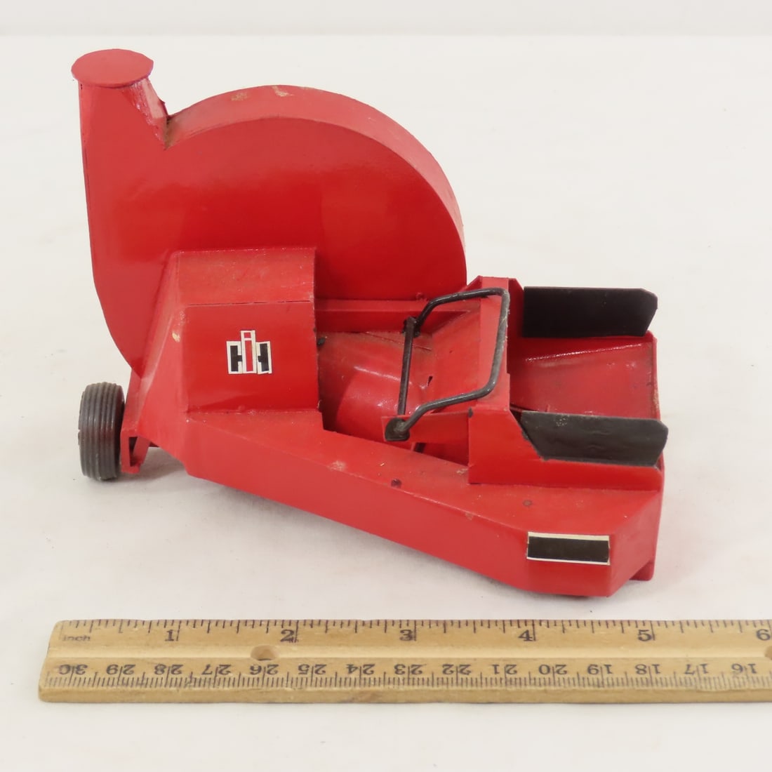 ERTL International Harvester Silage/Forage Blower - 2