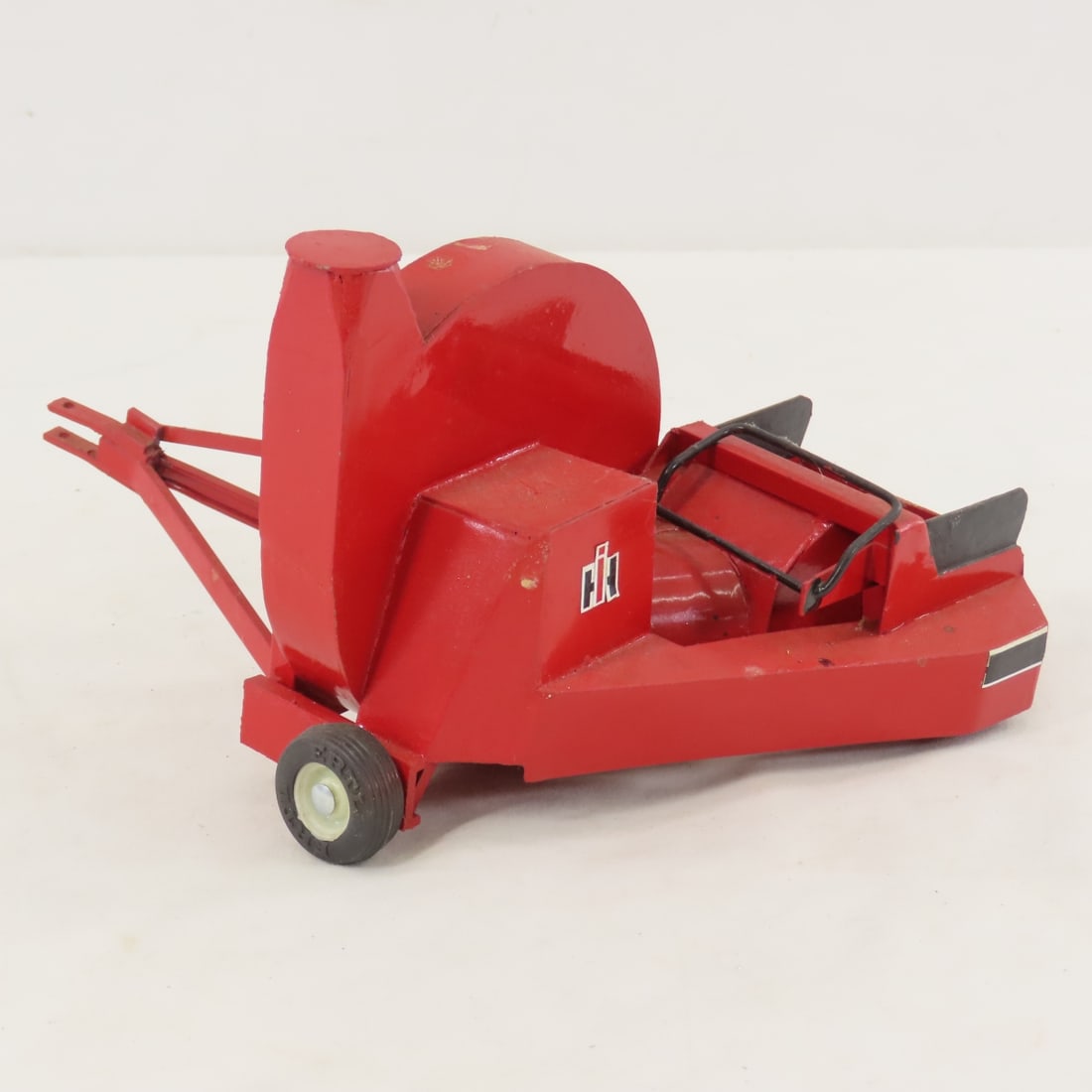 ERTL International Harvester Silage/Forage Blower - 3