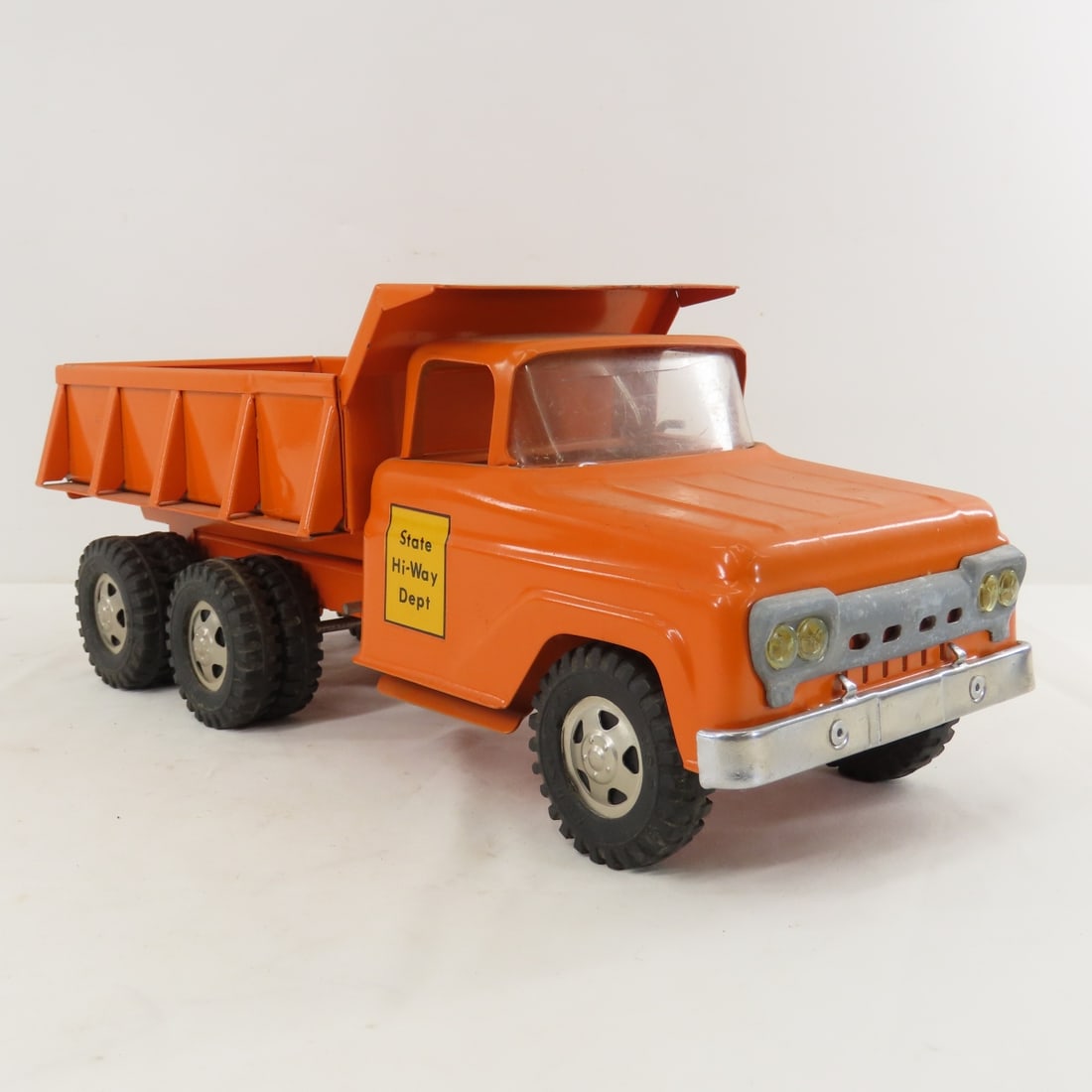 Tonka Big Mike State Hi-Way Hydraulic Dump Truck - 8