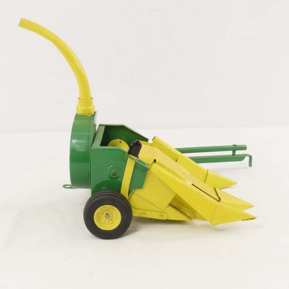 Custom John Deere Forage Harvester - 6