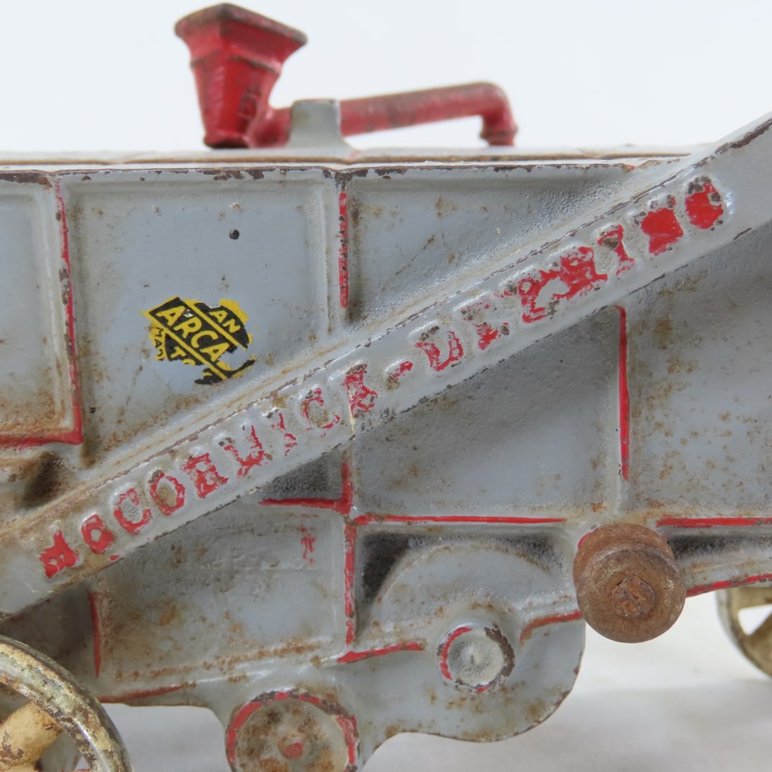 Antique Arcade 451 Cast Iron Thresher - 12