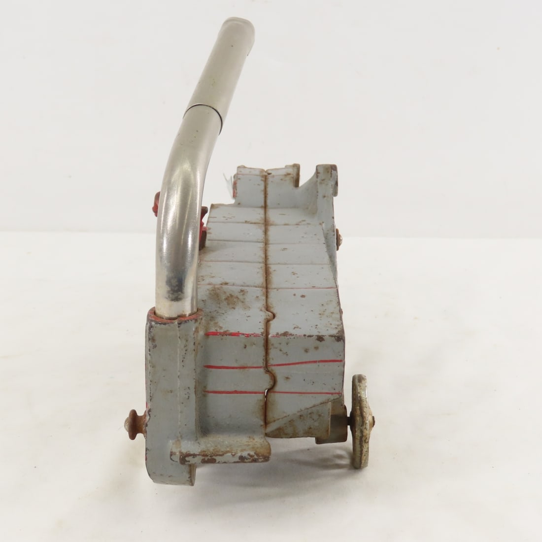Antique Arcade 451 Cast Iron Thresher - 4