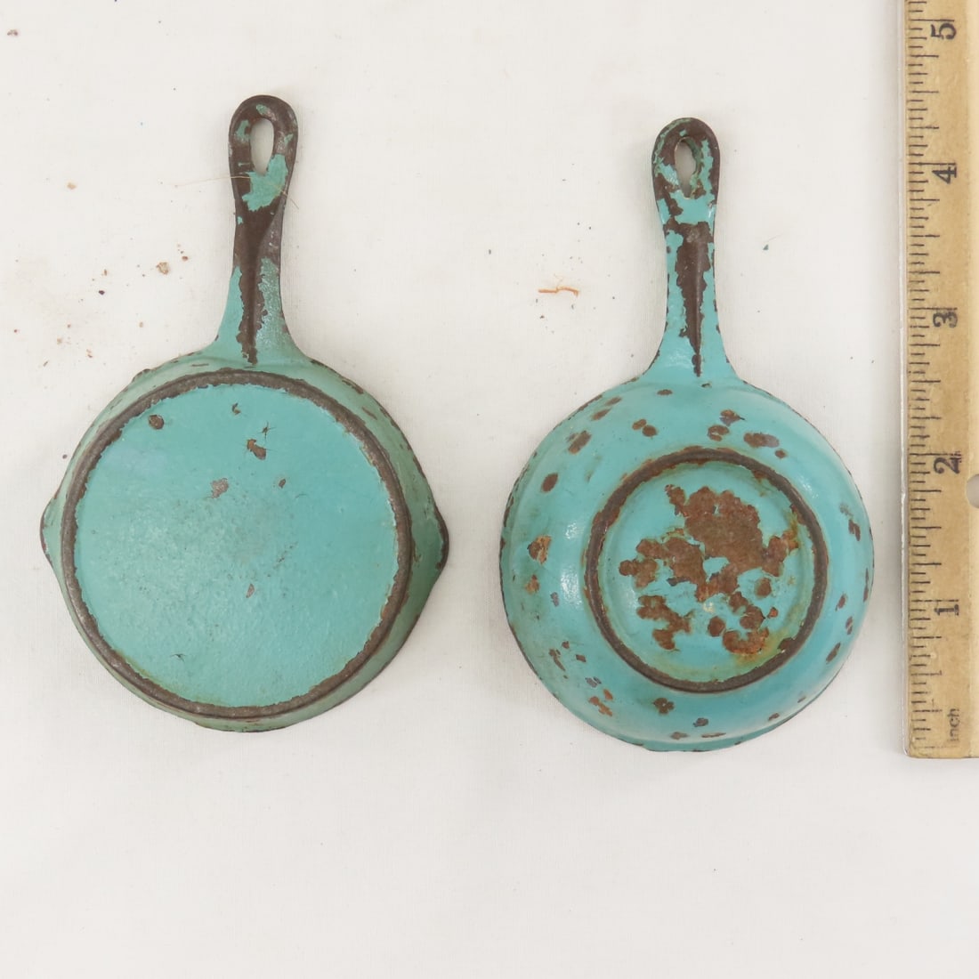 Blue Bird Cast Iron Toy Stove with 8 Burners - 10