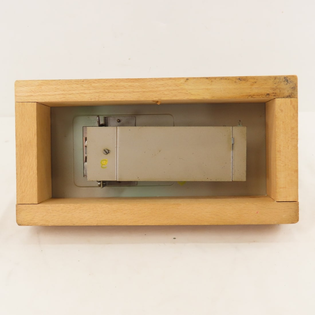White Child's Sewing Machine - 12