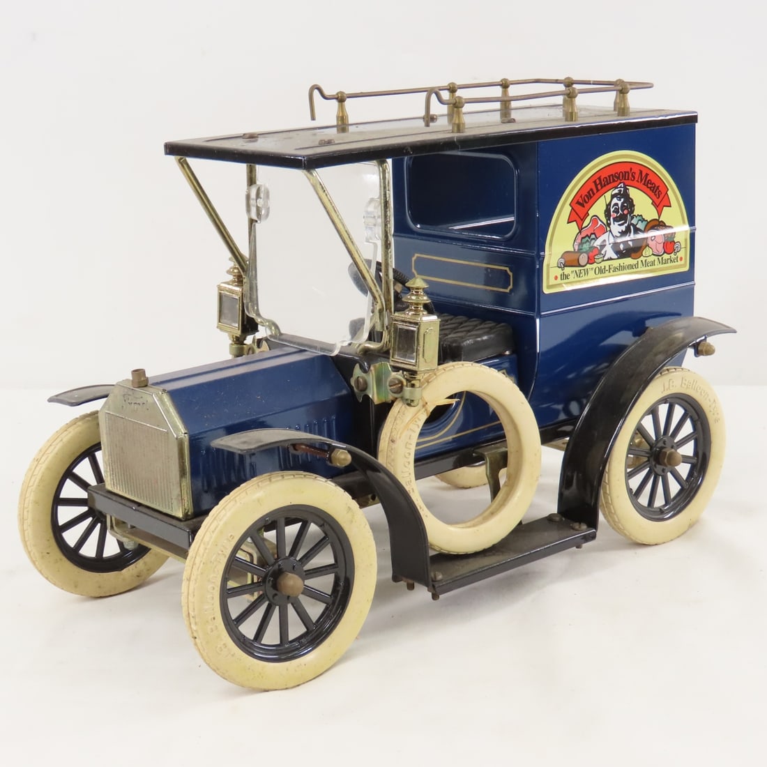 Ipswich Ford Model T Von Hanson's Meat Truck (1 of 14)