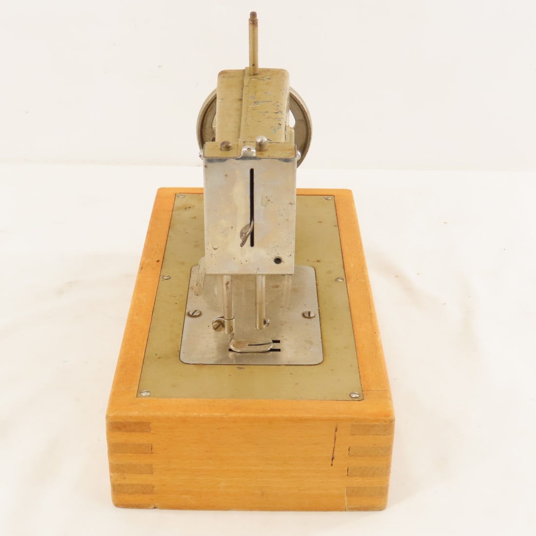 KAYanEE Sew Master Child's Sewing Machine - 8