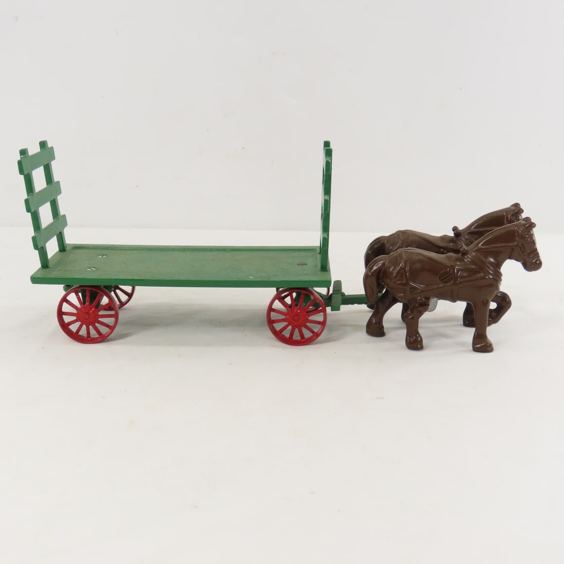 Irvin's Model Shop Cast Iron Horse Drawn Hay Wagon - 6