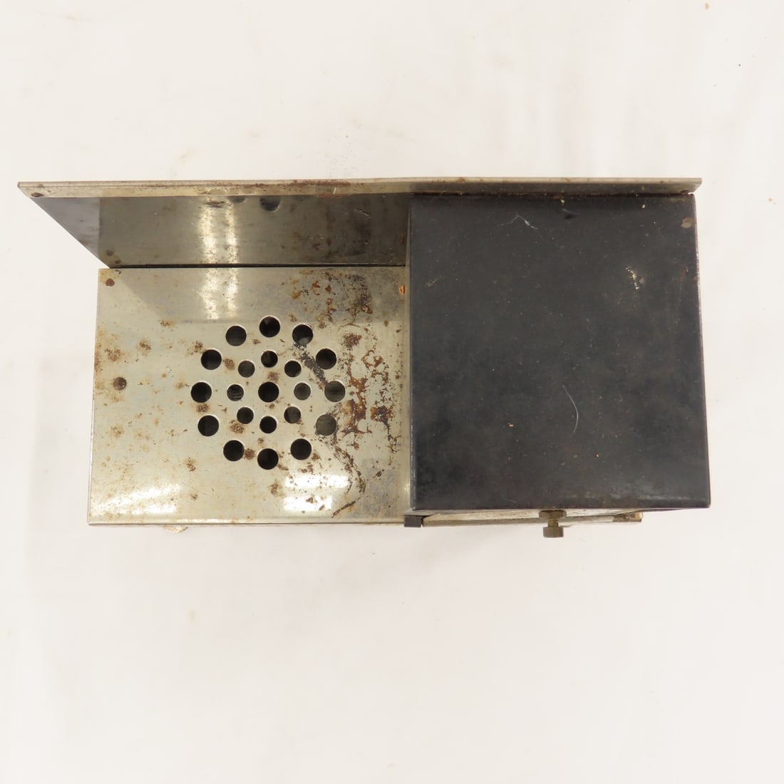 Metal Ware Electric and Charm Cast Iron Toy Stoves - 15
