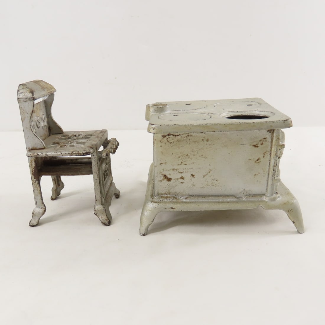 Metal Ware Electric and Charm Cast Iron Toy Stoves - 3