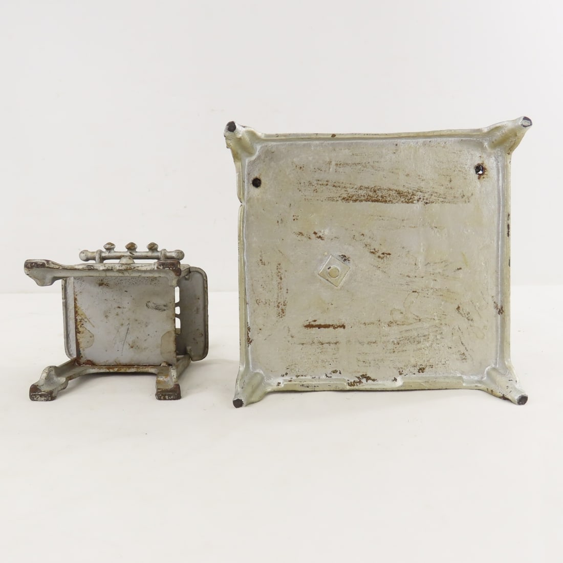 Metal Ware Electric and Charm Cast Iron Toy Stoves - 7
