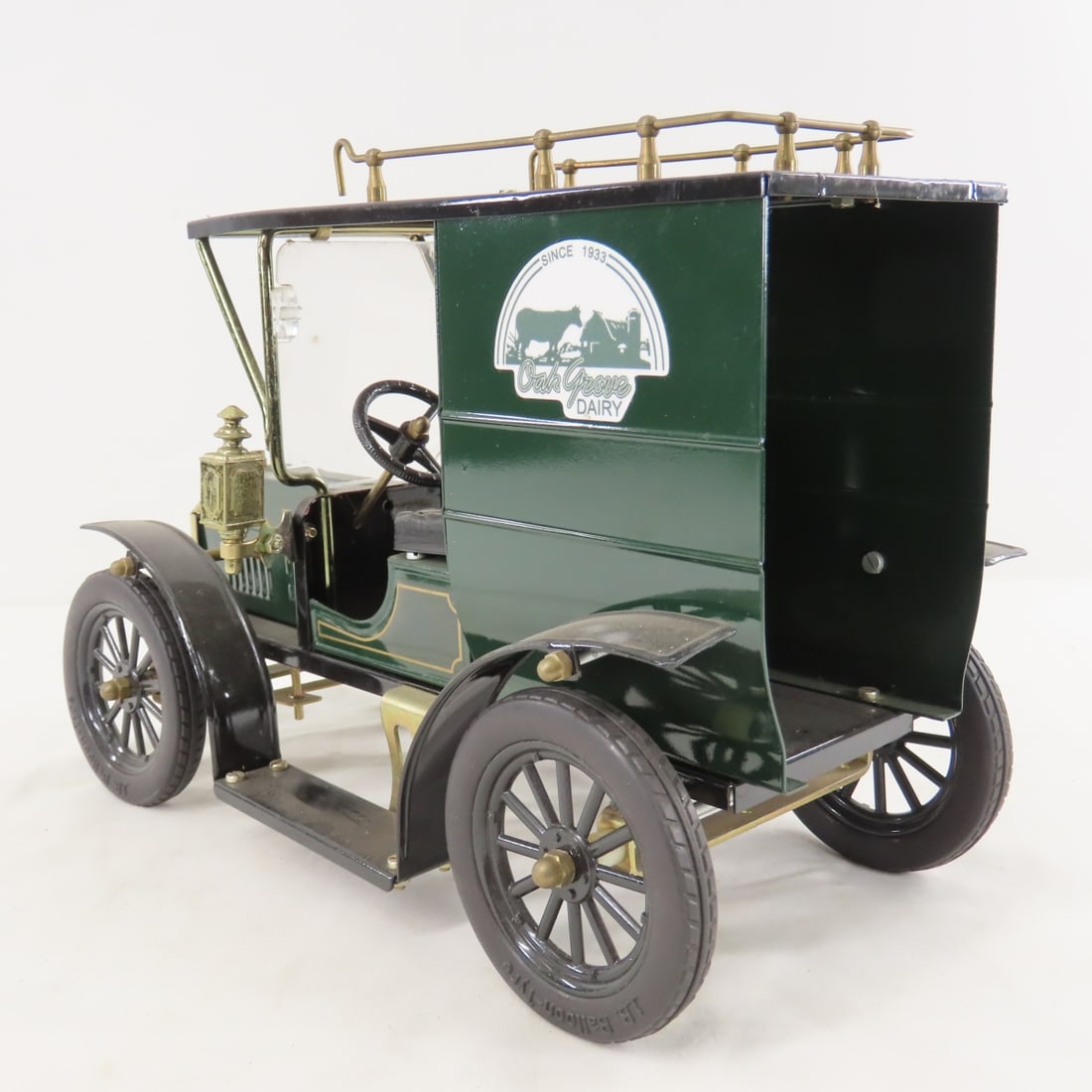 Ipswich Ford Model T Oak Grove Dairy Truck - 3