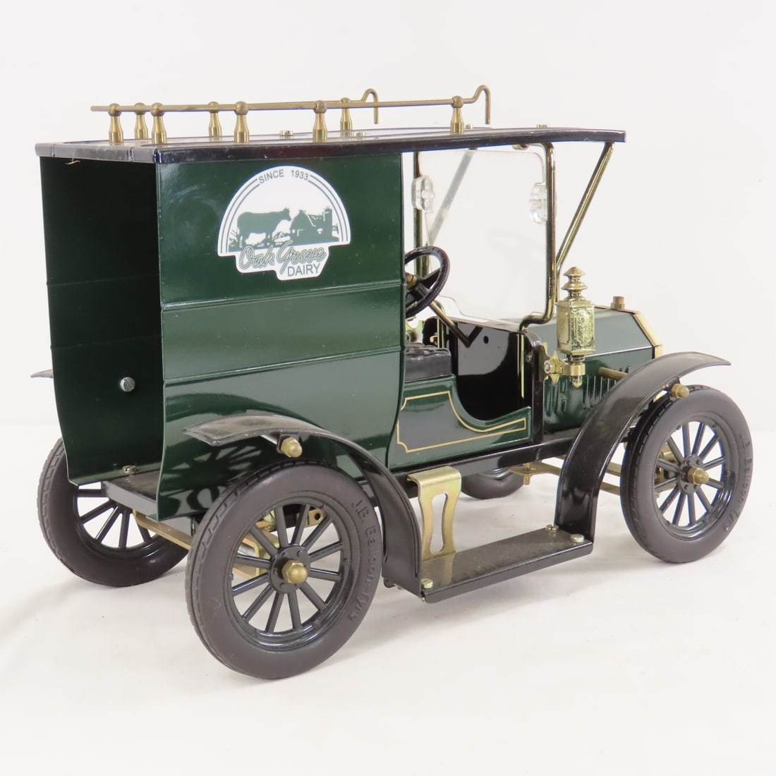 Ipswich Ford Model T Oak Grove Dairy Truck - 5