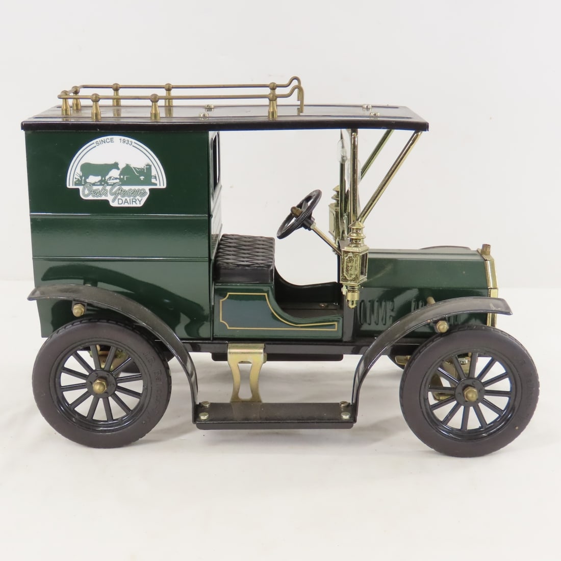 Ipswich Ford Model T Oak Grove Dairy Truck - 6