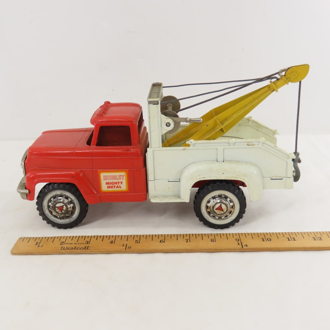 Vintage Hubley Mighty Metal Tow Truck - 2