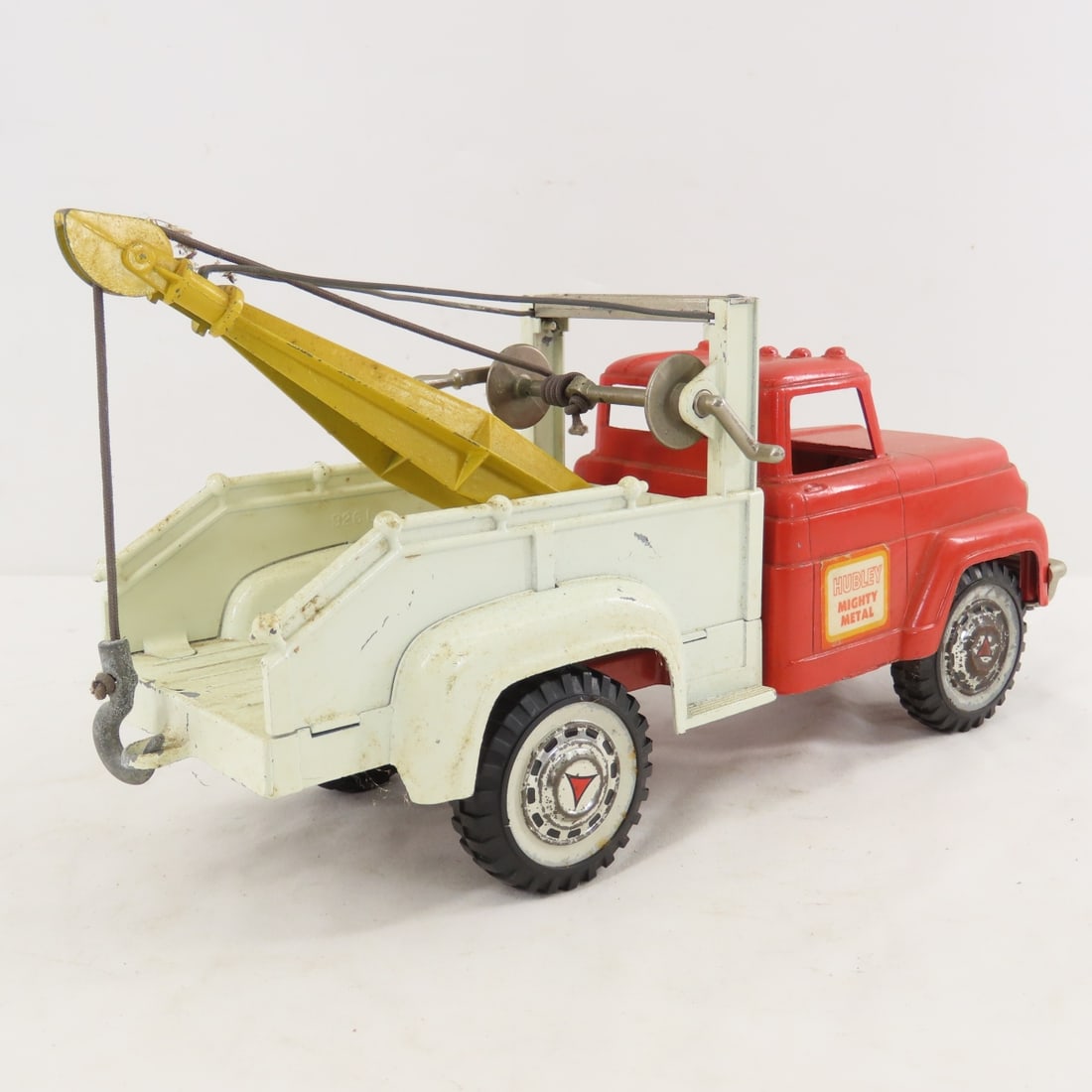 Vintage Hubley Mighty Metal Tow Truck - 5