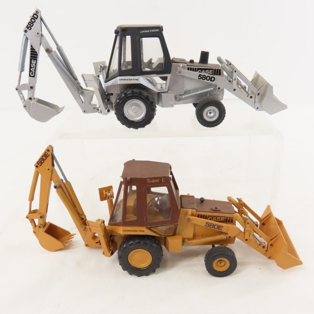 3 ERTL & 6 Conrad Case 580 Backhoe Loaders - 7